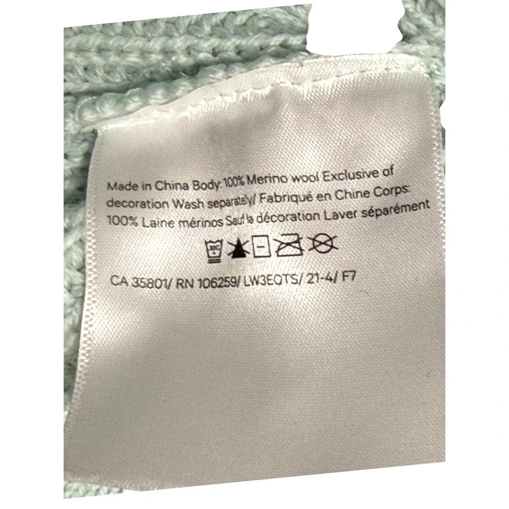 Lululemon 100% Merino Wool Mint‎ Green V Neck Relaxed Sweater Size XS/S